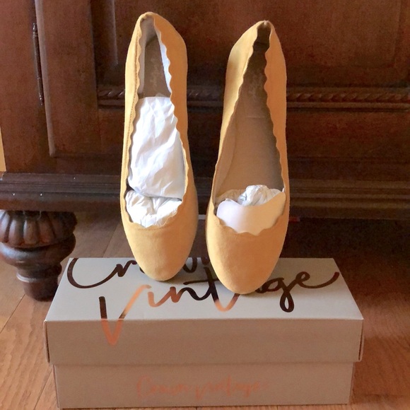 Crown Vintage Shoes - 👡Crown vintage ballet flats – size 10